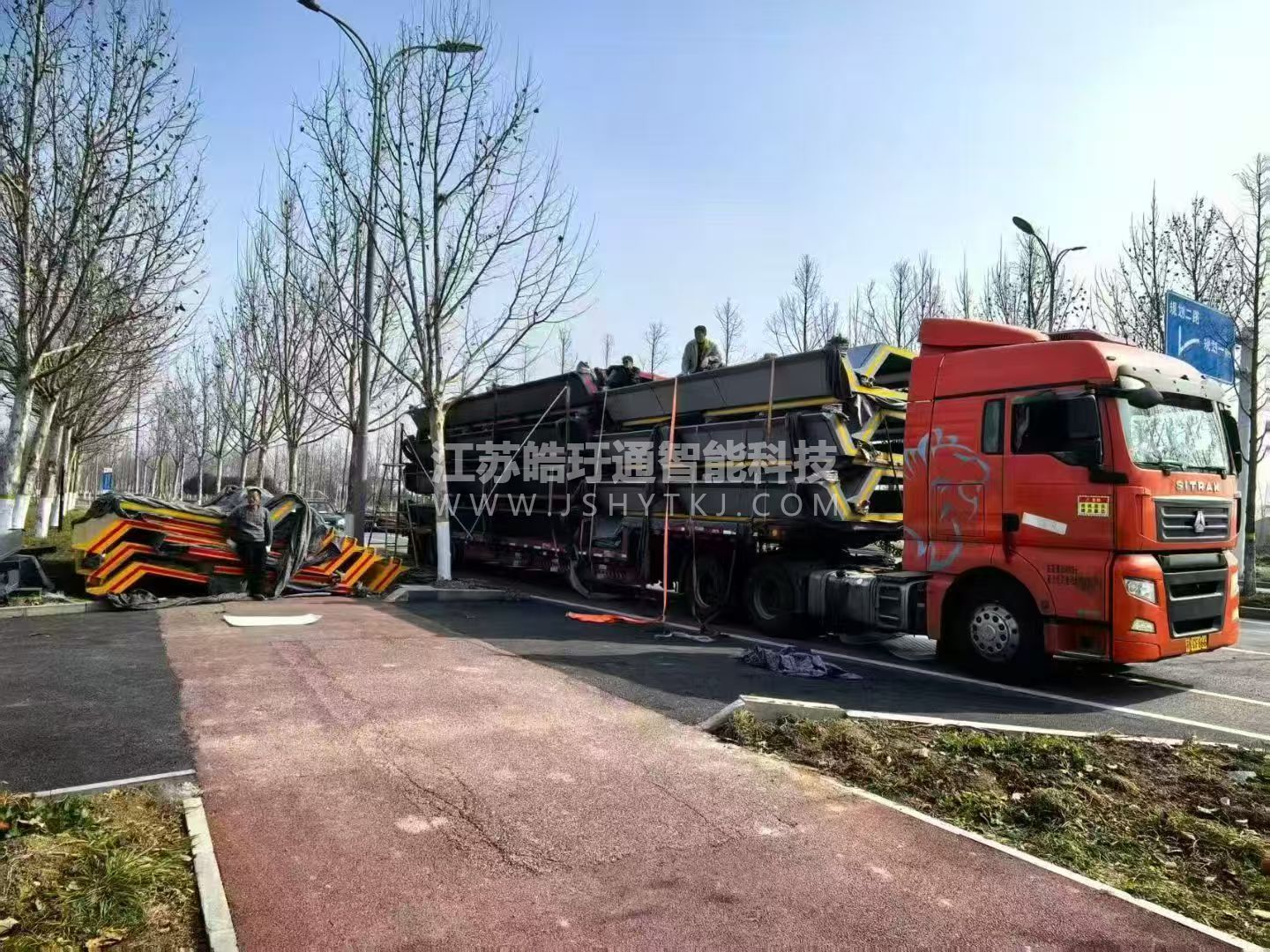 浙江公交候车厂家现场安装指导